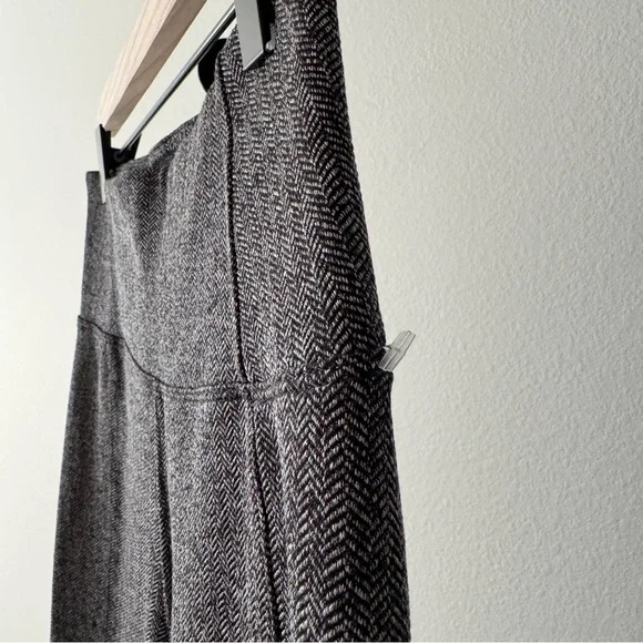Delancey Herringbone Leggings NWOT - Picture 5 of 11